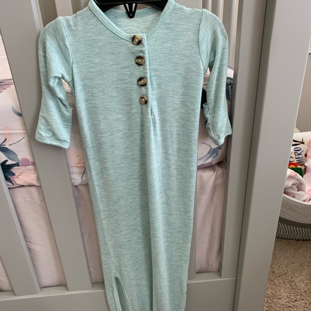 Lou Lou & Co 0-3 Skye Knotted Gown